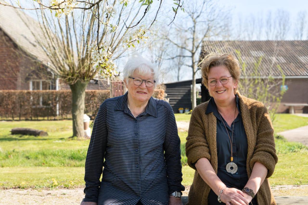 Hoeve De Mertel Biezenmortel Bagian luar foto