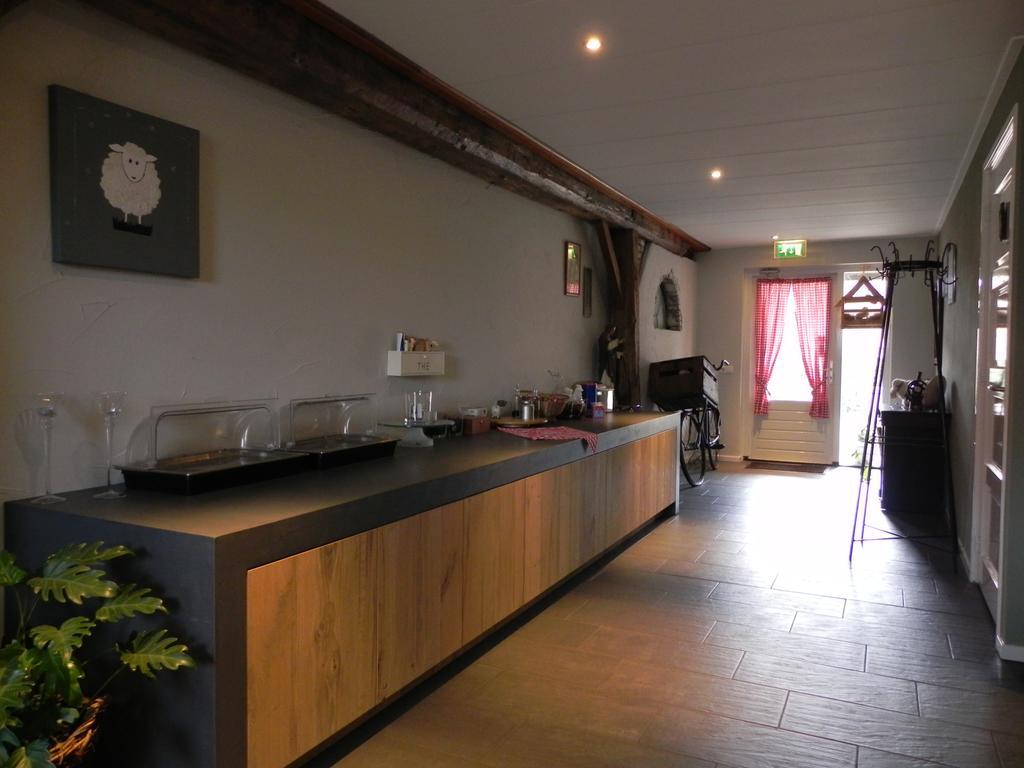Hoeve De Mertel Biezenmortel Bagian luar foto