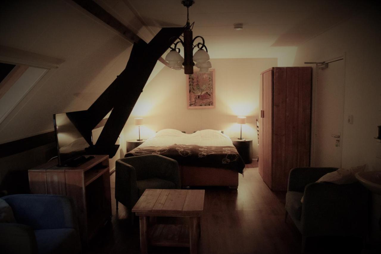 Hoeve De Mertel Biezenmortel Bagian luar foto