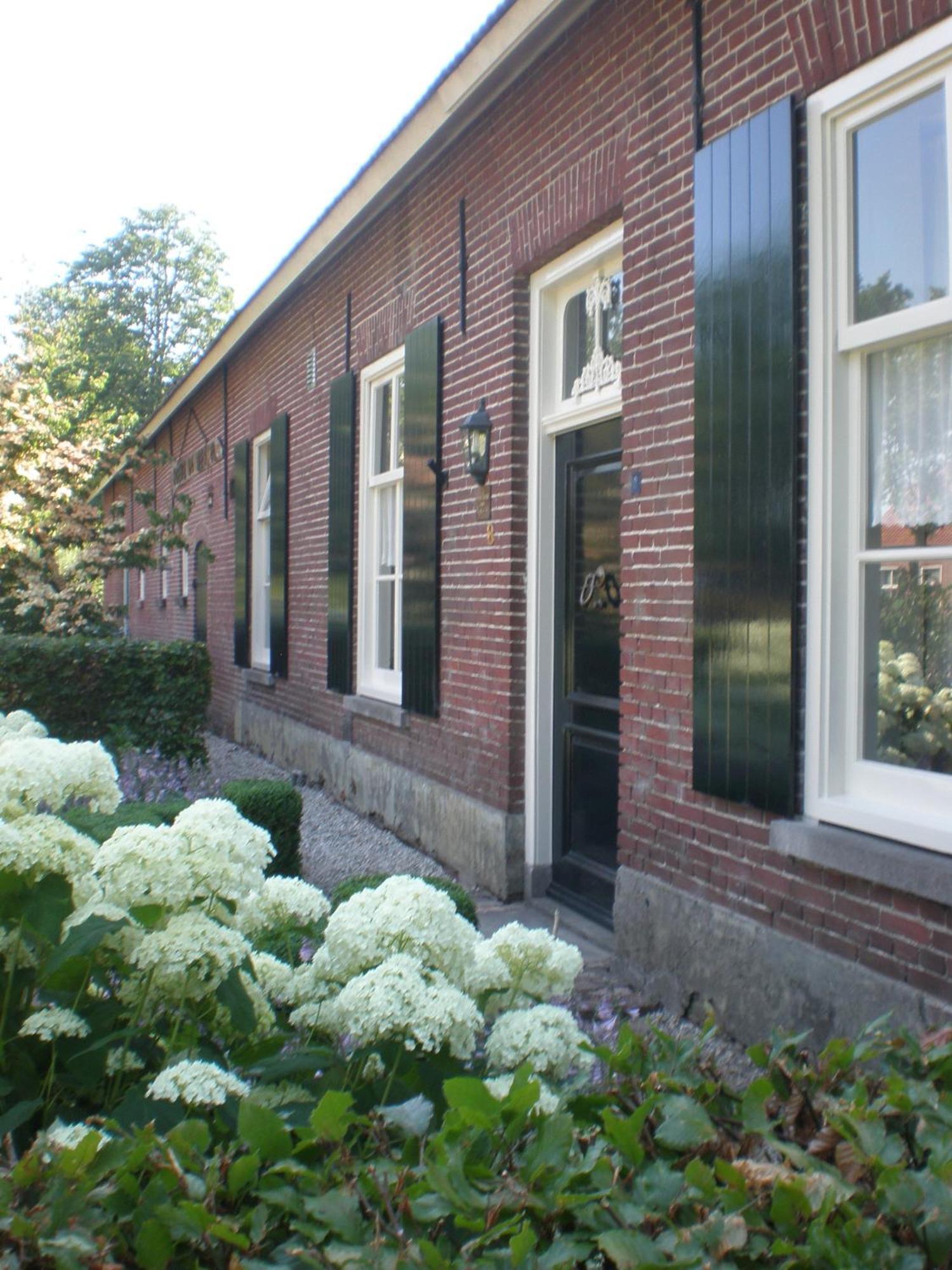 Hoeve De Mertel Biezenmortel Bagian luar foto