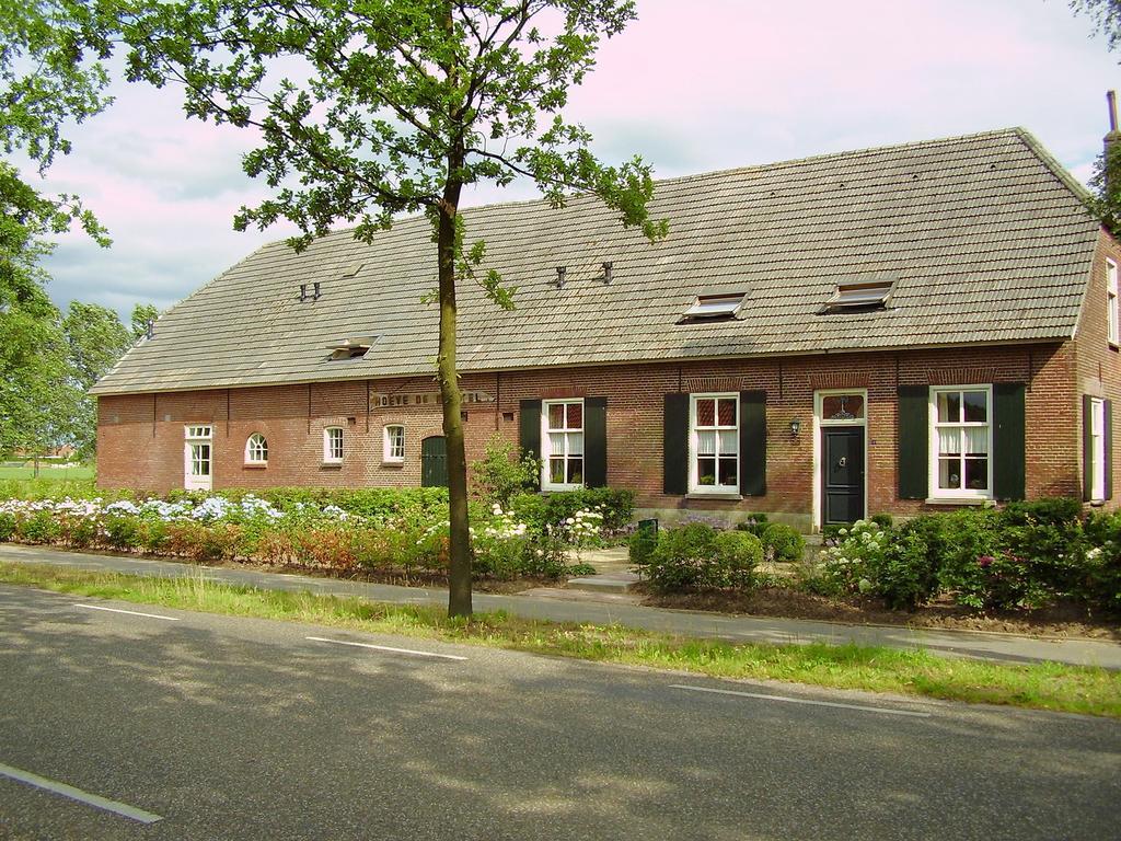 Hoeve De Mertel Biezenmortel Bagian luar foto